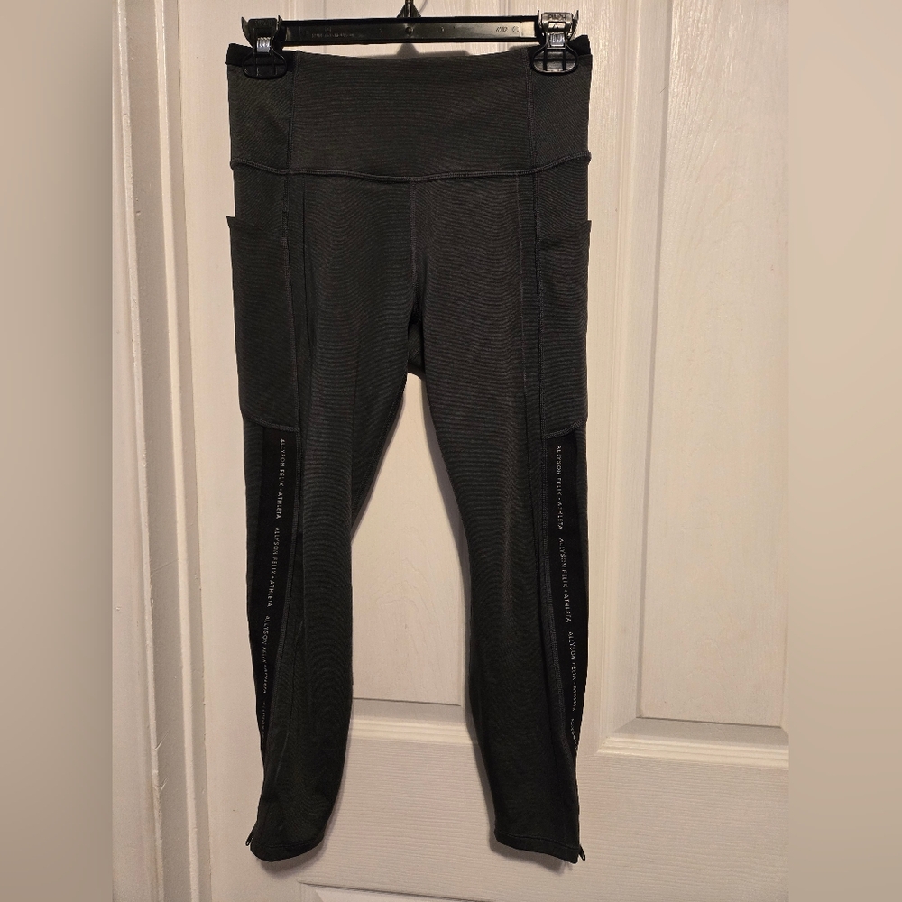 Allyson Felix & Athleta  Leggings Women's Size SP Color Dark Gray/Black - Picture 2 of 12